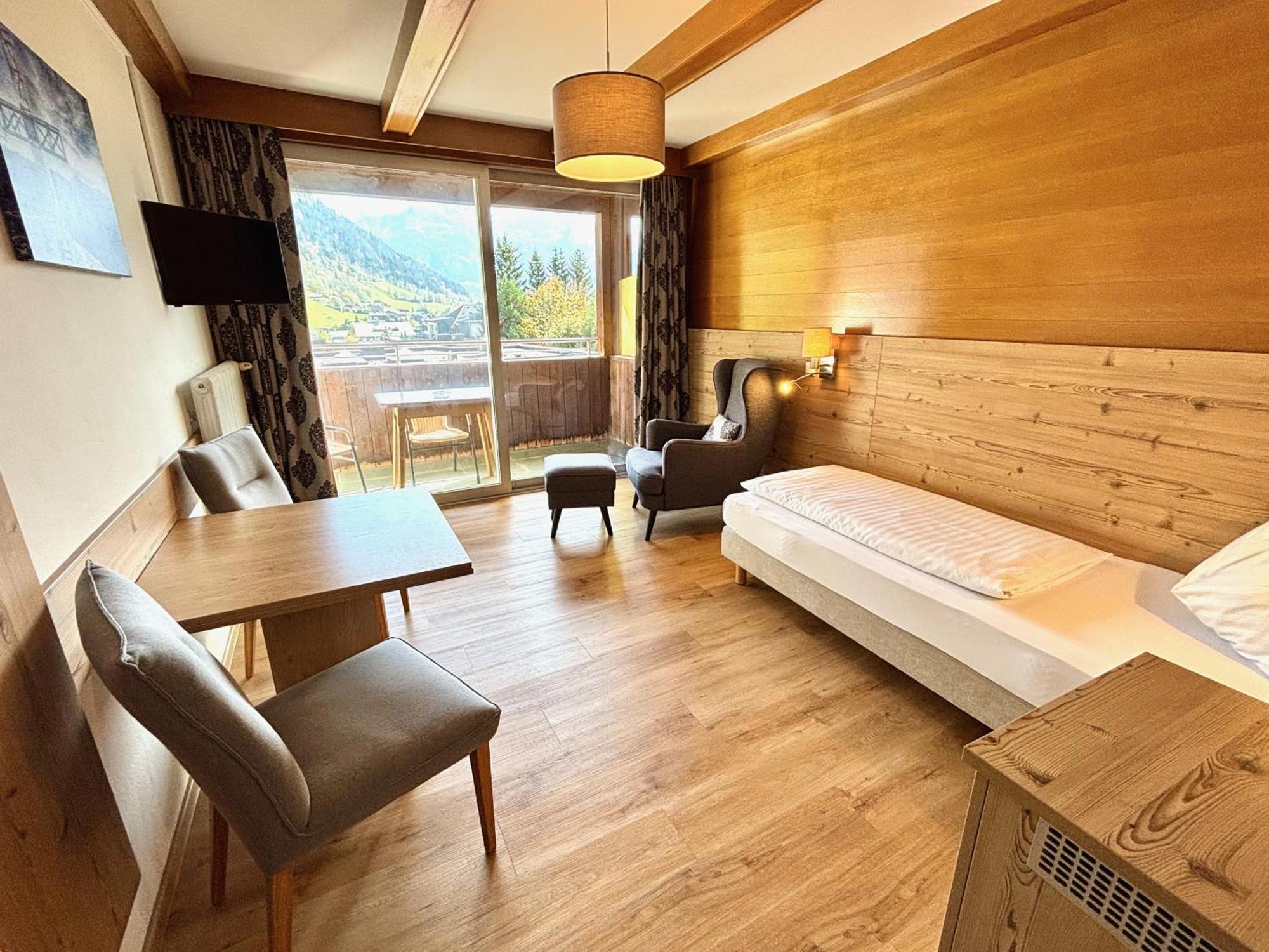 Hotel Haus Friedrichsburg - Bergbahnen Von Mai Bis November Inklusive à Bad Hofgastein Extérieur photo
