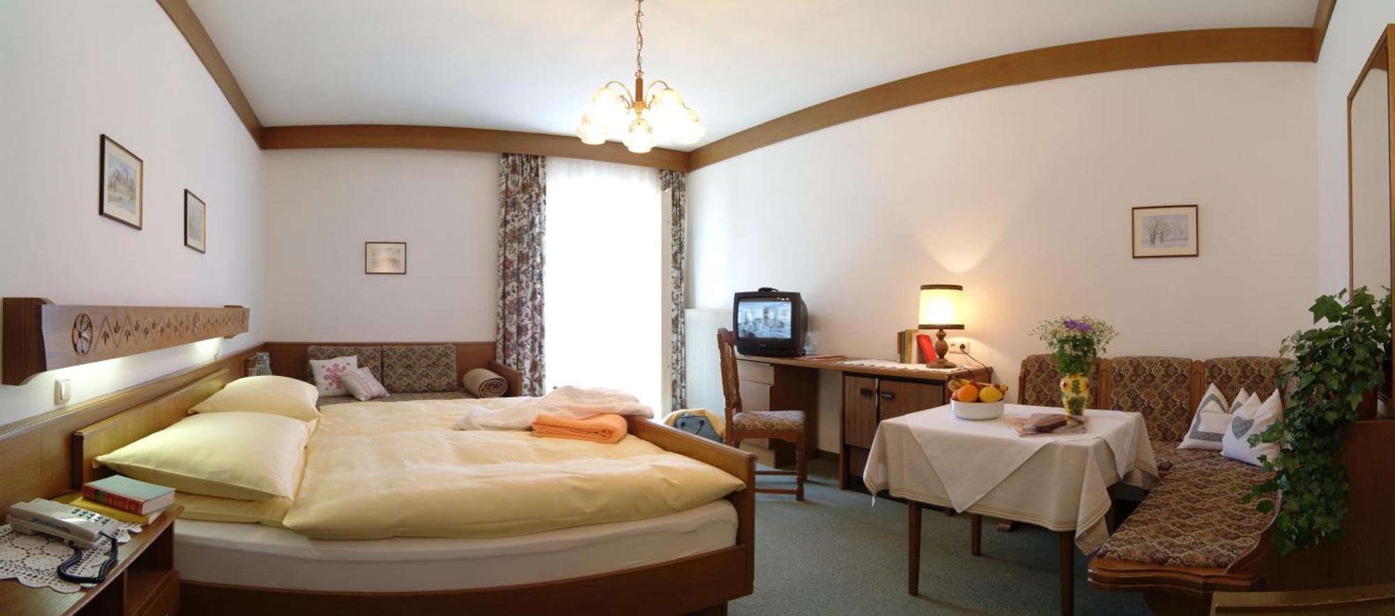 Hotel Haus Friedrichsburg - Bergbahnen Von Mai Bis November Inklusive à Bad Hofgastein Chambre photo