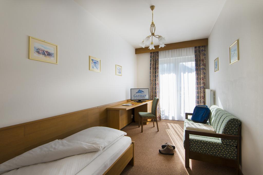Hotel Haus Friedrichsburg - Bergbahnen Von Mai Bis November Inklusive à Bad Hofgastein Chambre photo